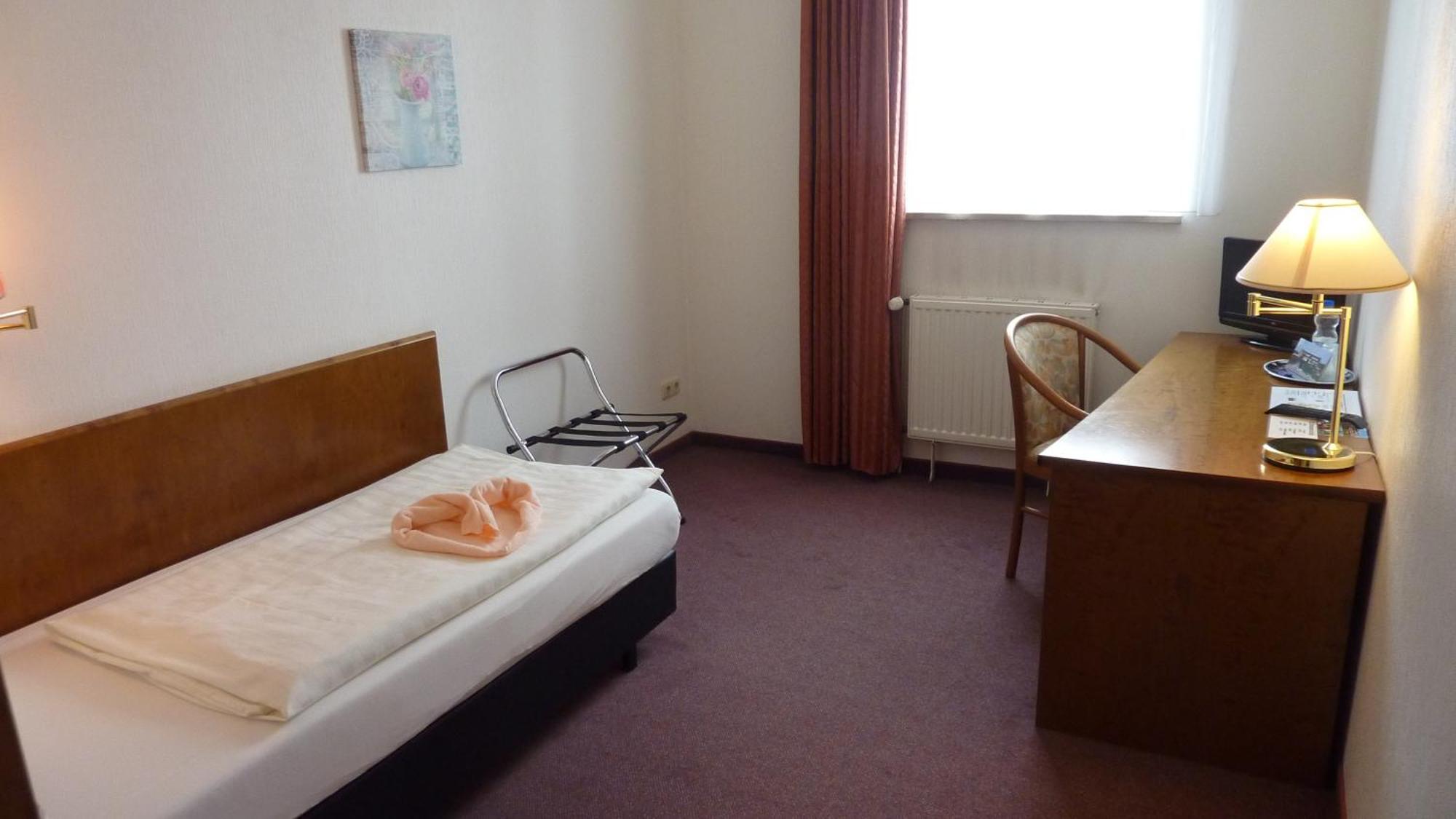 Heidehotel Herrenbruecke Faßberg Pokoj fotografie